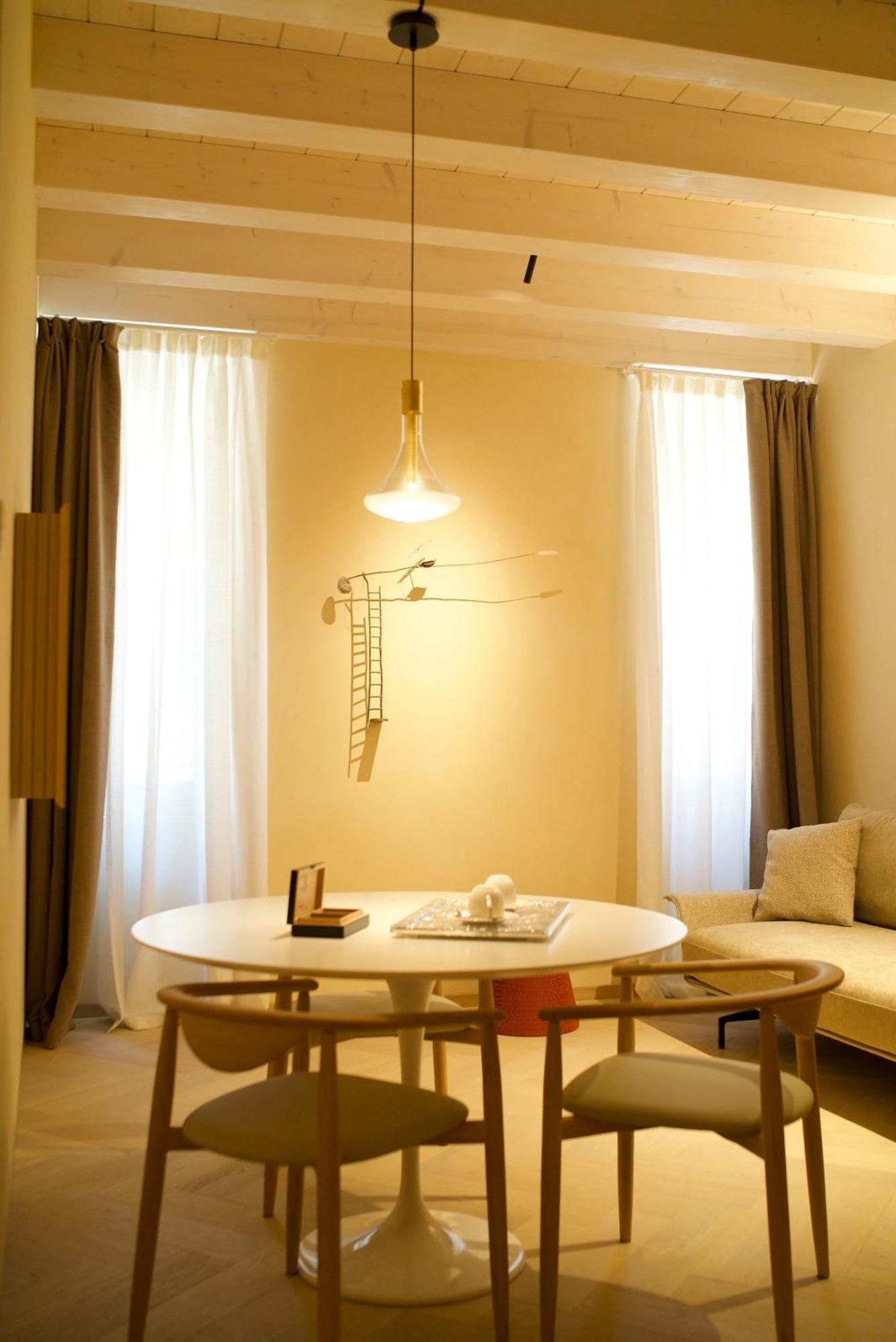 Palazzo Ciopeta - Italian Excellence Apartment เวโรนา ภายนอก รูปภาพ
