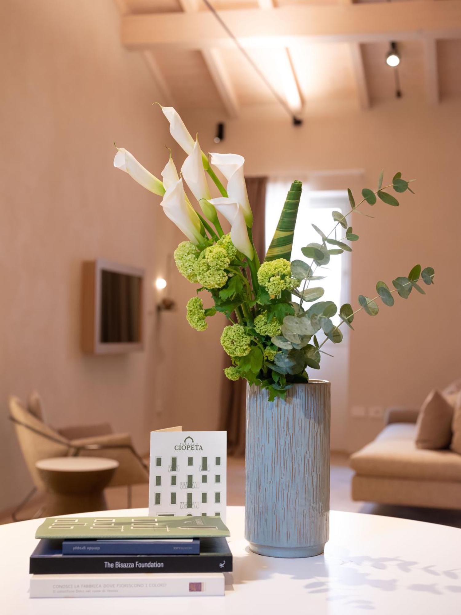 Palazzo Ciopeta - Italian Excellence Apartment เวโรนา ภายนอก รูปภาพ