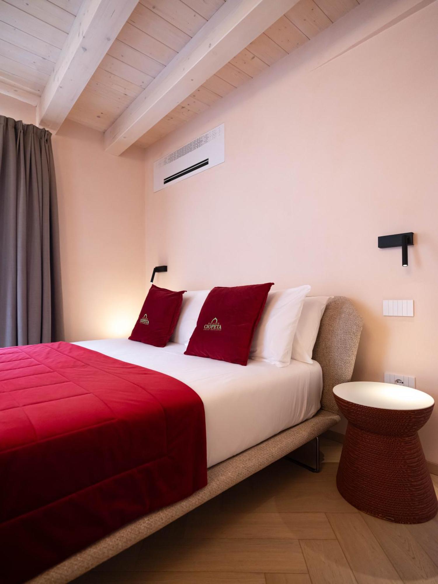 Palazzo Ciopeta - Italian Excellence Apartment เวโรนา ห้อง รูปภาพ