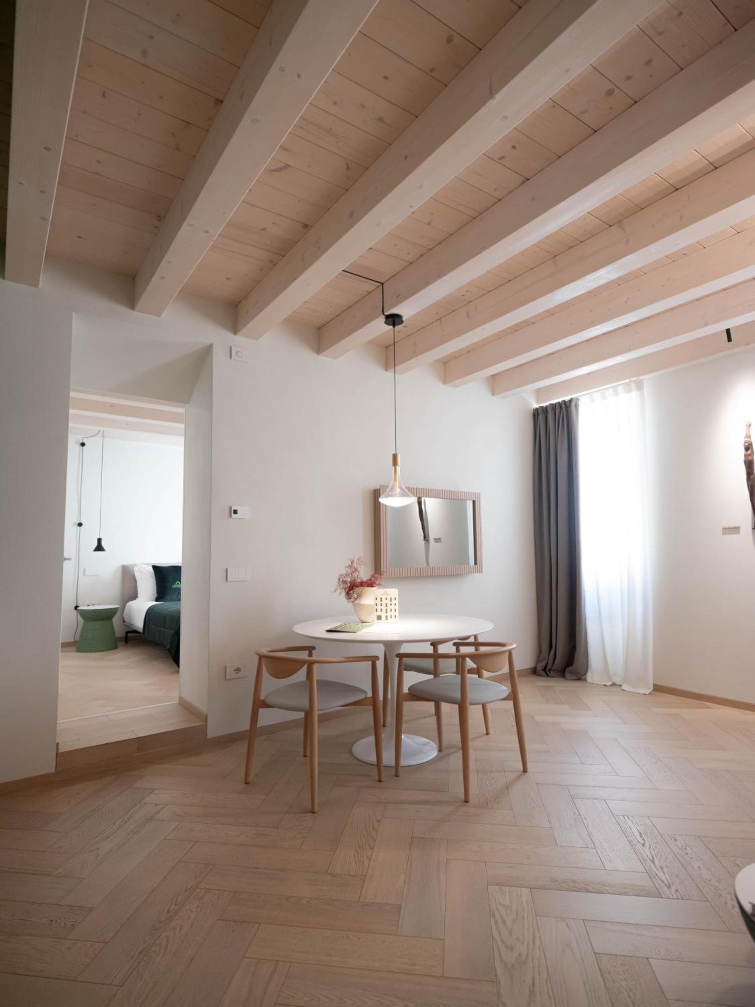 Palazzo Ciopeta - Italian Excellence Apartment เวโรนา ภายนอก รูปภาพ